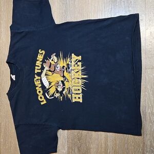 Vintage Looney Tunes Hockey Crew Neck Shirt Navy Size Large Rare 90s